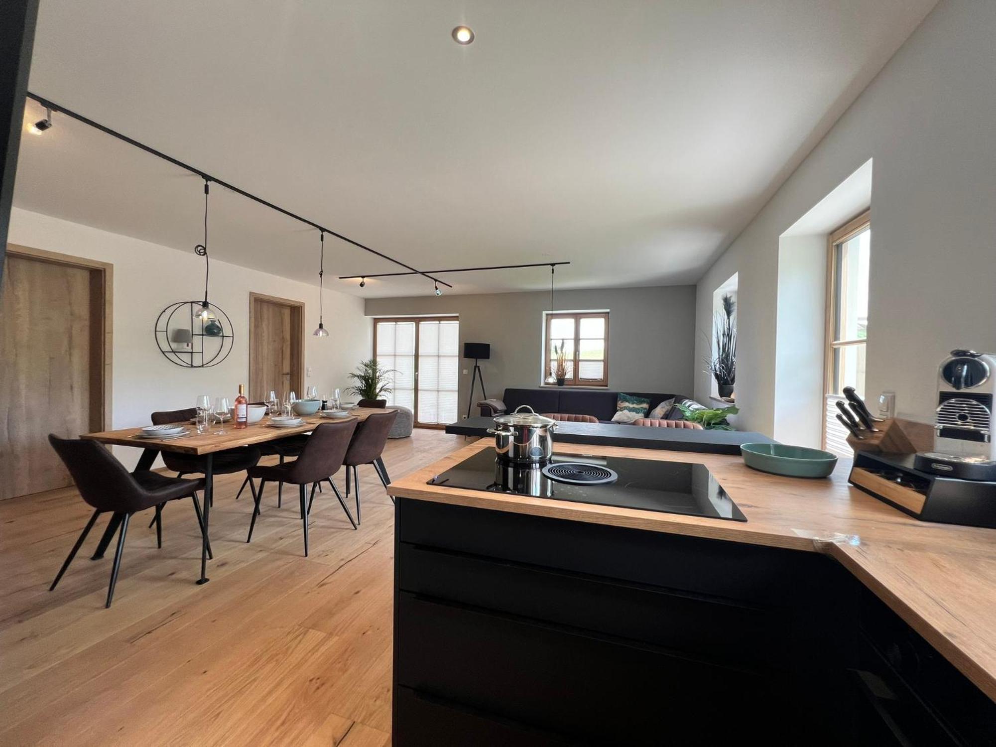 Stay Nice Apartments Dorfen Naehe Muenchen Jacuzzi Grillkota 75 Zoll Tv Dış mekan fotoğraf
