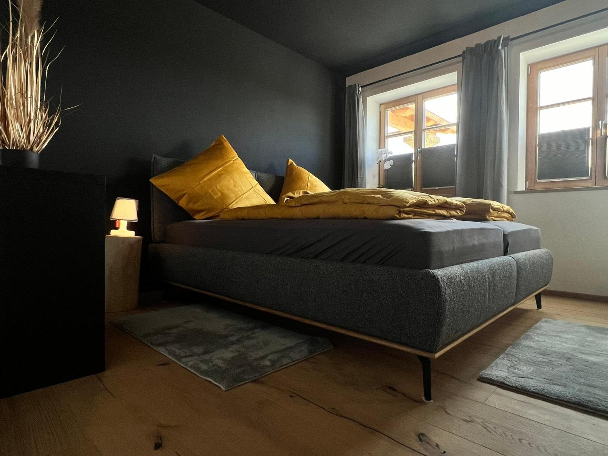 Stay Nice Apartments Dorfen Naehe Muenchen Jacuzzi Grillkota 75 Zoll Tv Dış mekan fotoğraf