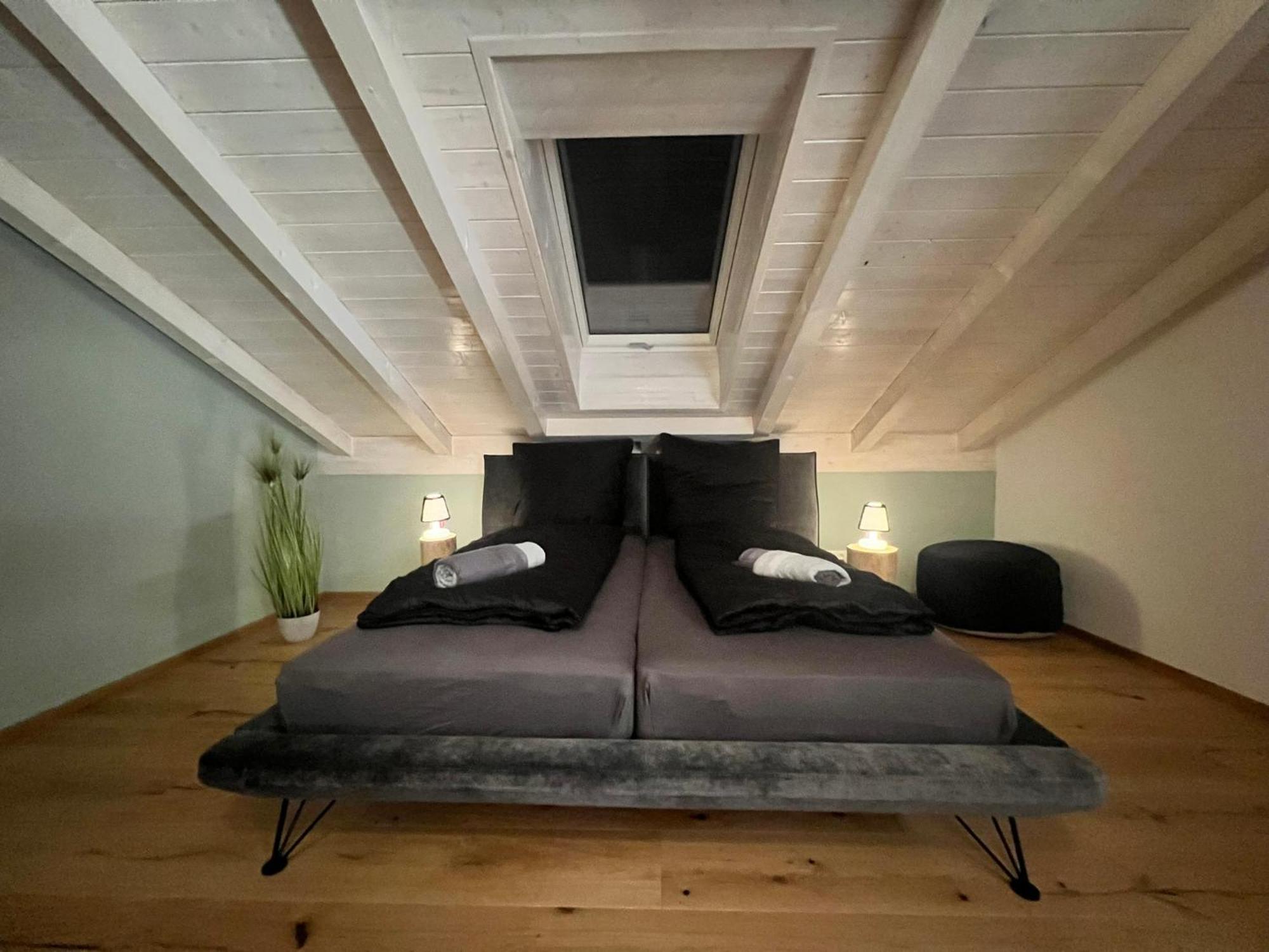 Stay Nice Apartments Dorfen Naehe Muenchen Jacuzzi Grillkota 75 Zoll Tv Dış mekan fotoğraf